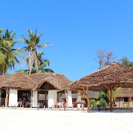 Le Zahir De L'Ile - Iranja Villa Nosy-Be Buitenkant foto