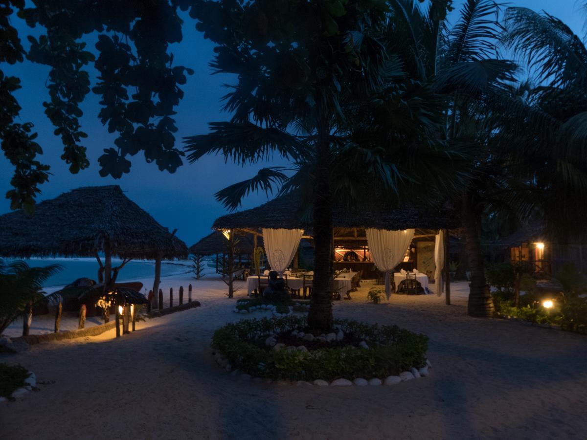 Le Zahir De L'Ile - Iranja Villa Nosy-Be Buitenkant foto