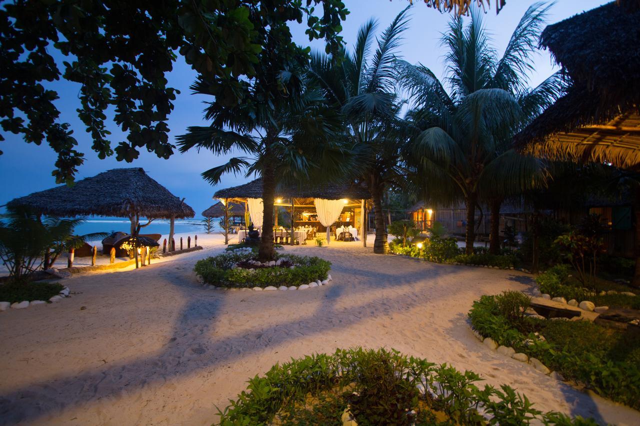 Le Zahir De L'Ile - Iranja Villa Nosy-Be Buitenkant foto