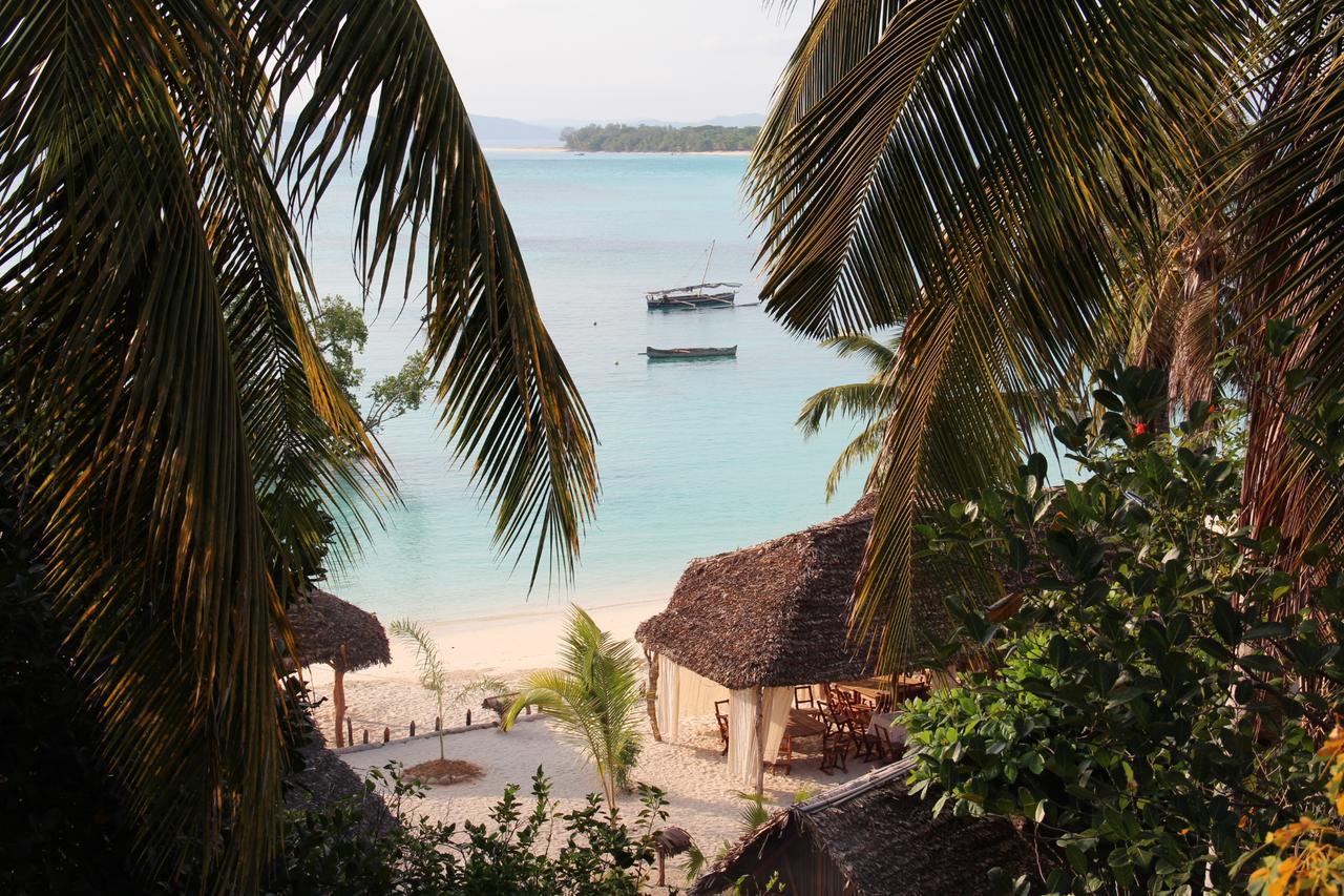 Le Zahir De L'Ile - Iranja Villa Nosy-Be Buitenkant foto