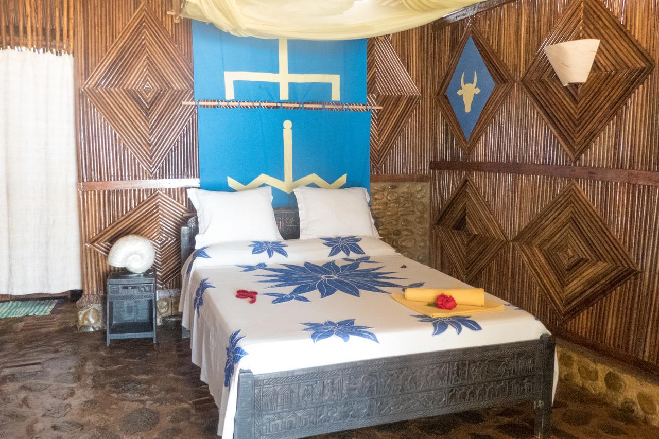 Le Zahir De L'Ile - Iranja Villa Nosy-Be Buitenkant foto